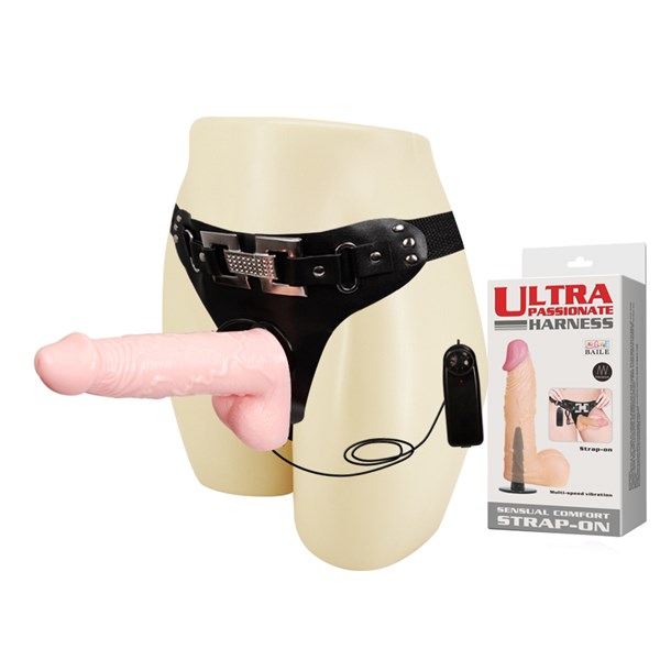 Ultra Passıonate Harness İçi Dolu Belden Bağlamalı Titreşimli Protez Penis 16.5cm